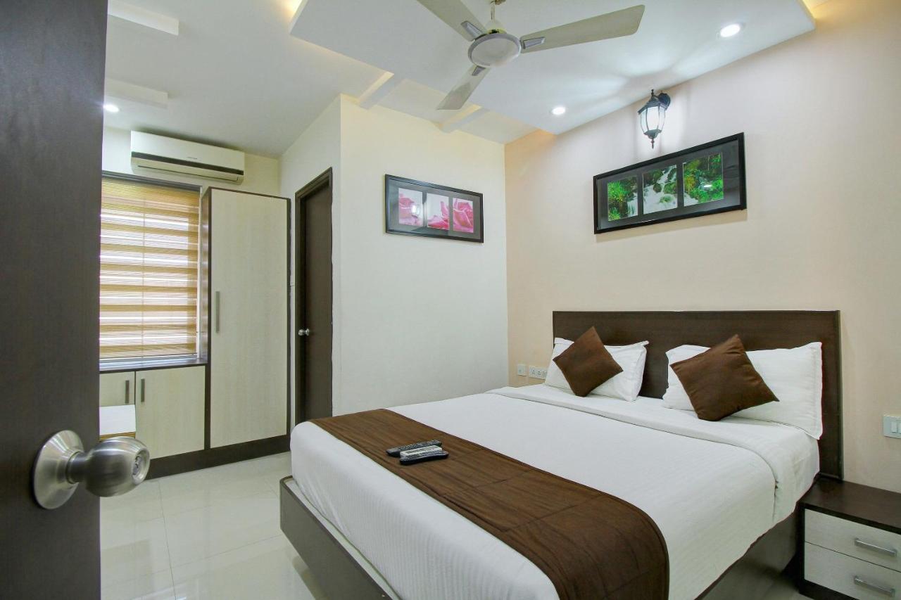 Rd Towers Hotel Chennai Bagian luar foto