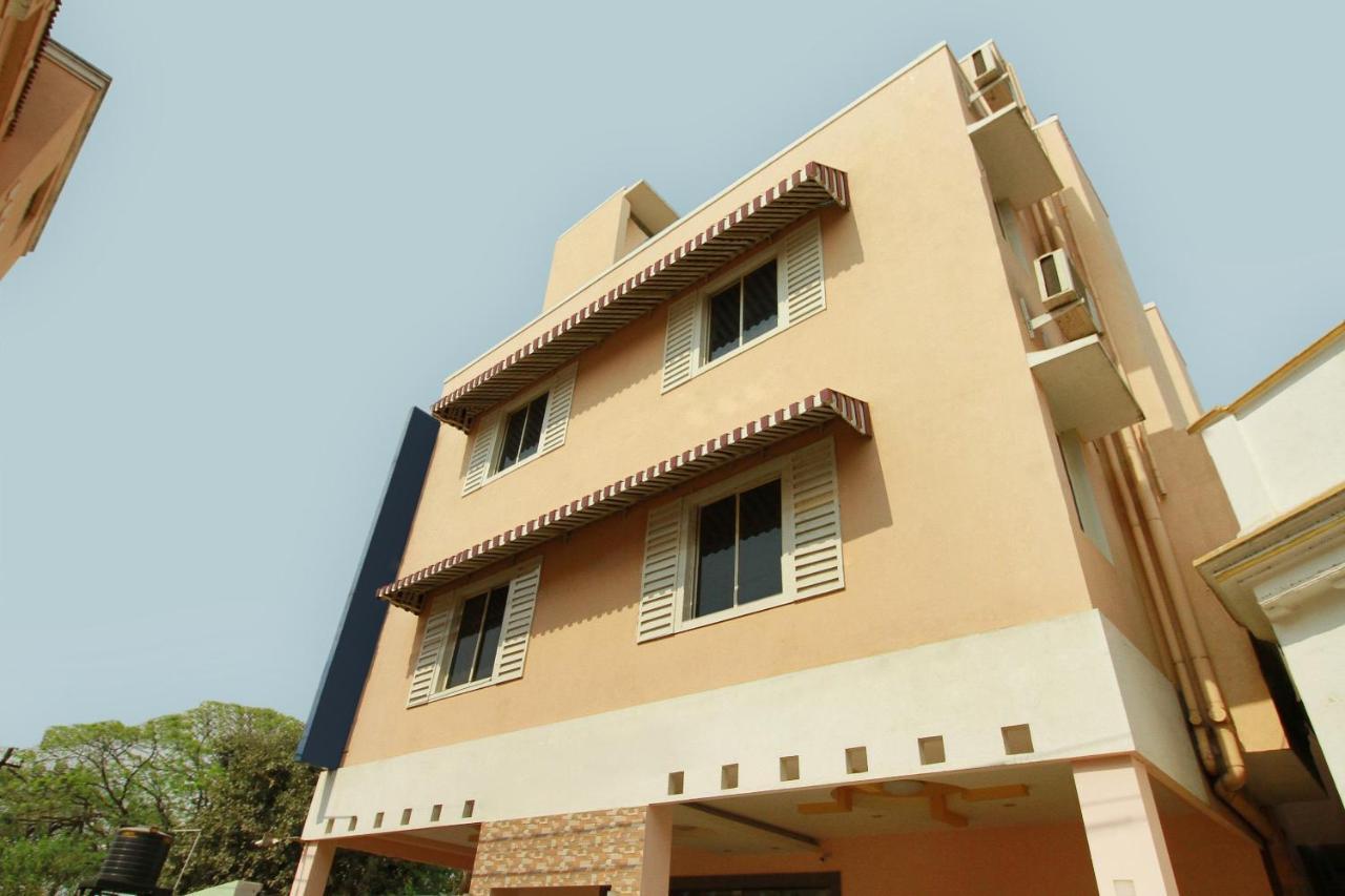 Rd Towers Hotel Chennai Bagian luar foto