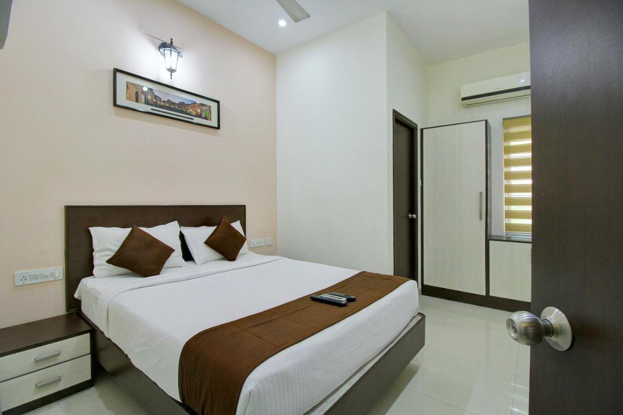 Rd Towers Hotel Chennai Bagian luar foto