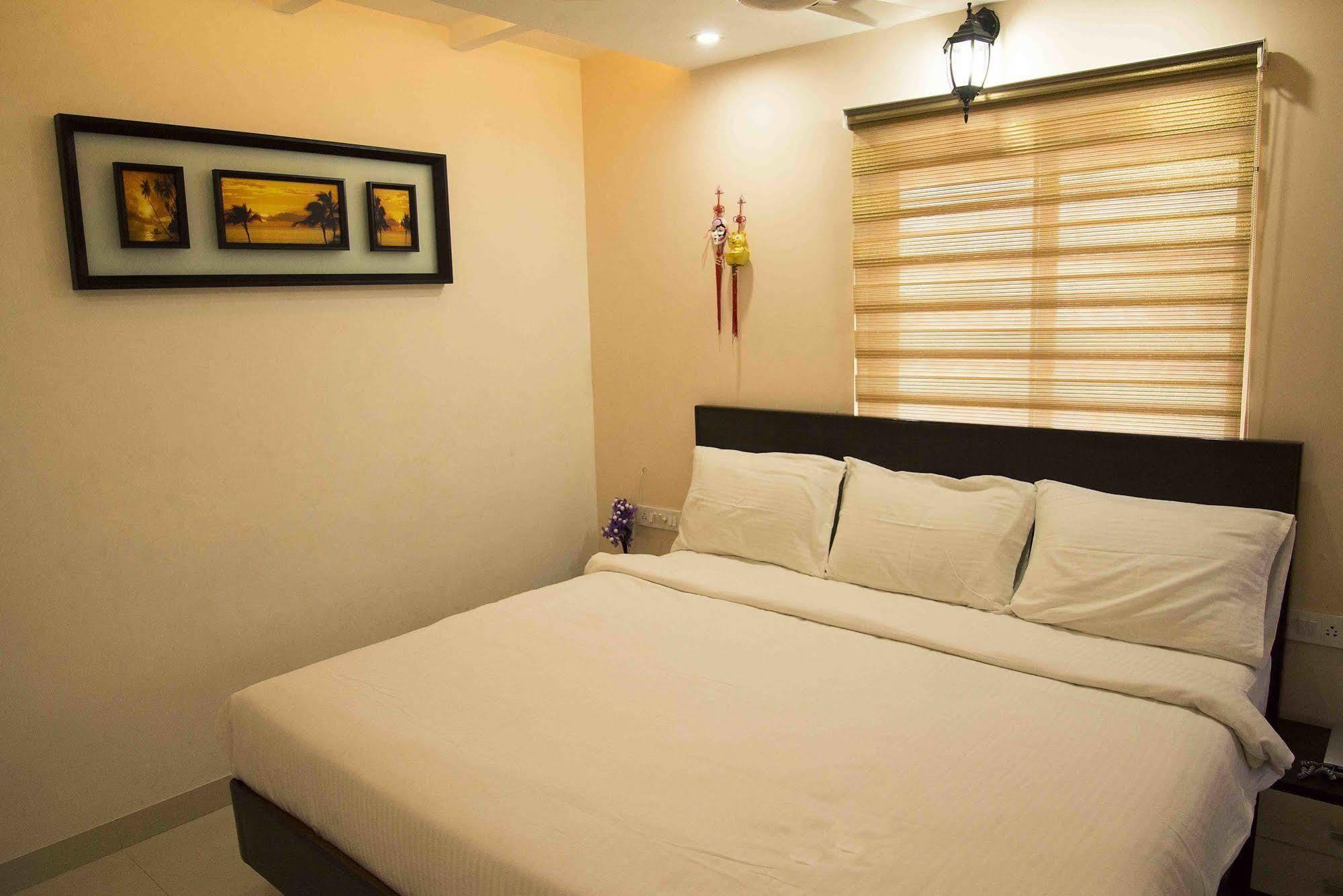 Rd Towers Hotel Chennai Bagian luar foto