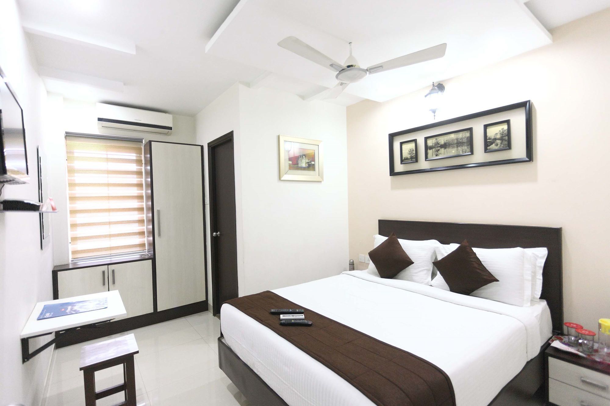 Rd Towers Hotel Chennai Bagian luar foto