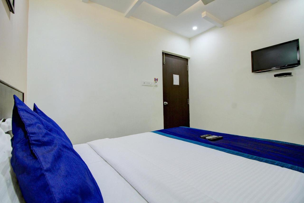 Rd Towers Hotel Chennai Bagian luar foto