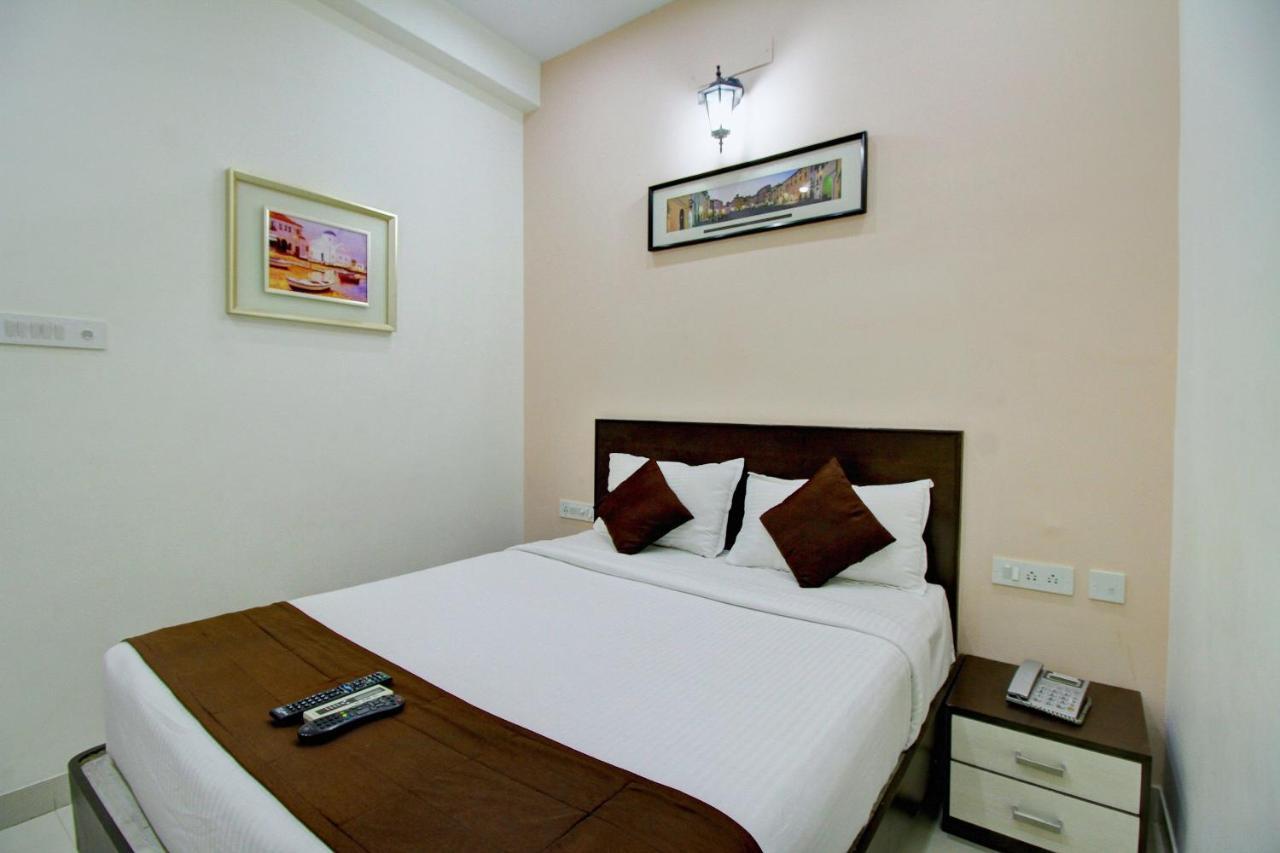 Rd Towers Hotel Chennai Bagian luar foto