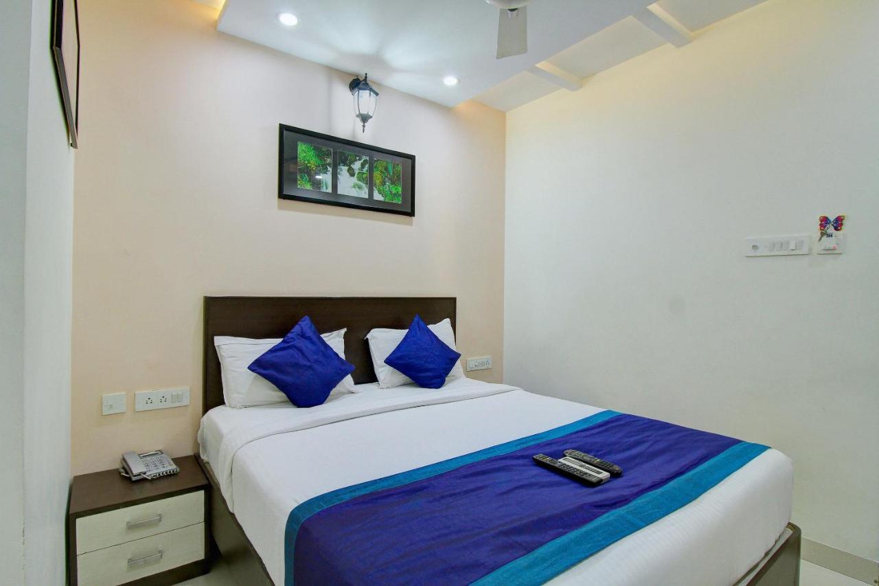 Rd Towers Hotel Chennai Bagian luar foto